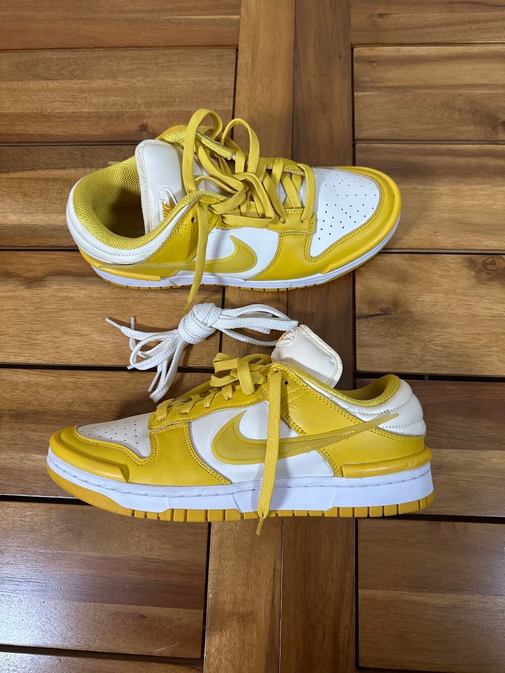 Nike Dunk Low Twist Vivid Sulfur Women’s 10.5 Yellow White DZ2794-100